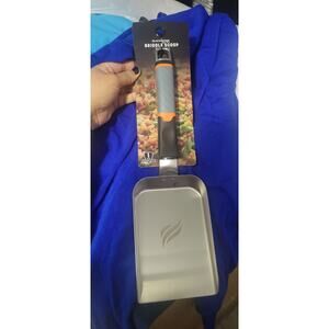 NWT Blackstone Griddle Scoop